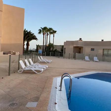 Apartment Tejita By The Pool, 2min Walk To Sea La Tejita