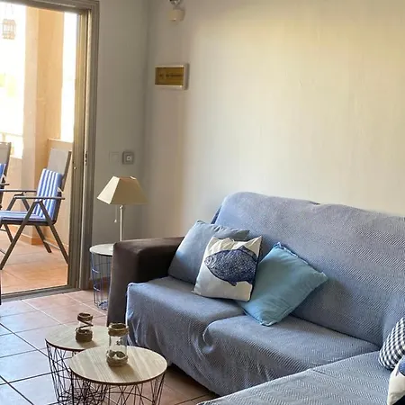 Tejita By The Pool, 2min Walk To Sea Apartment