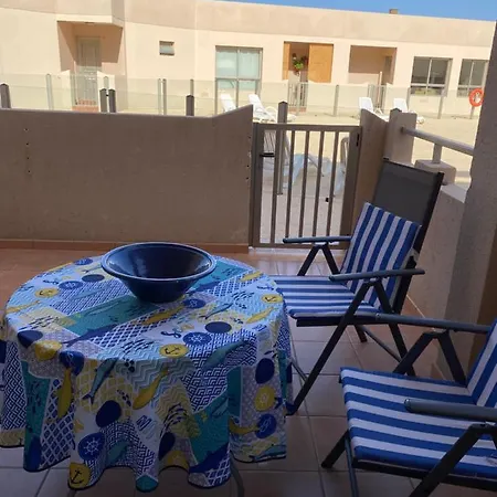Tejita By The Pool, 2min Walk To Sea Apartment
